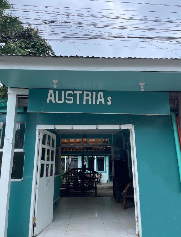 Austrias Guest House เอลนิโด ภายนอก รูปภาพ