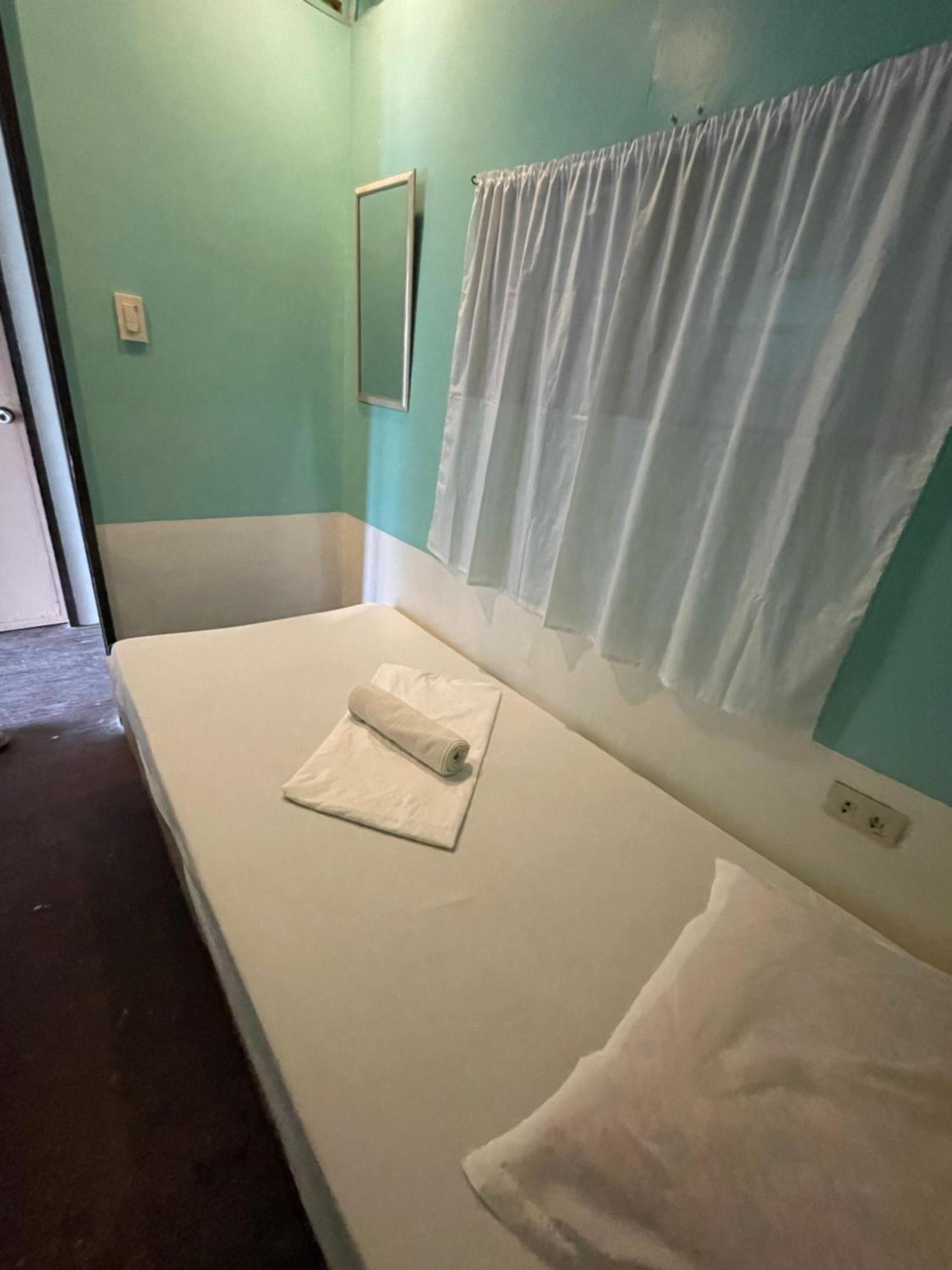 Austrias Guest House เอลนิโด ภายนอก รูปภาพ