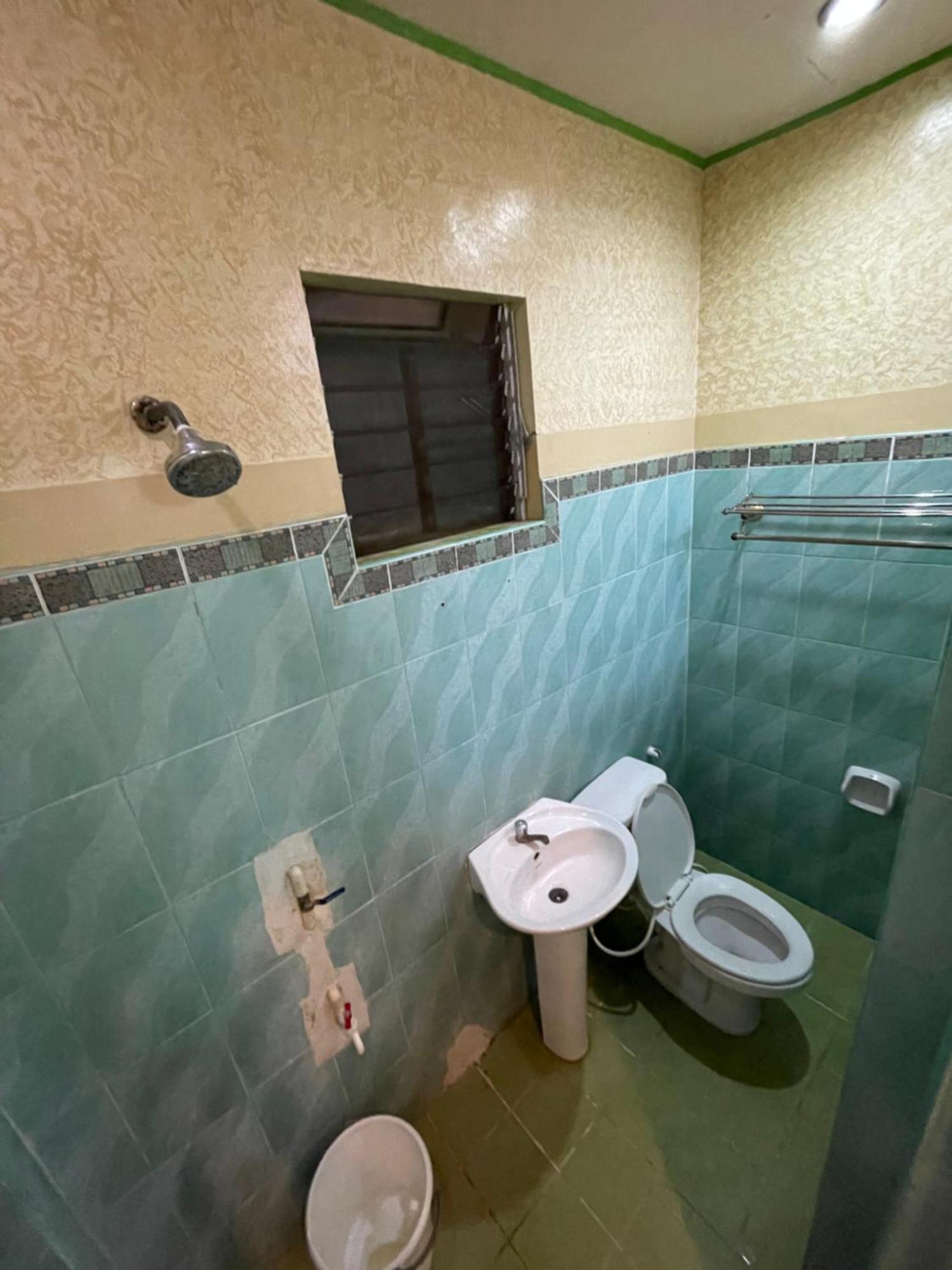 Austrias Guest House เอลนิโด ภายนอก รูปภาพ