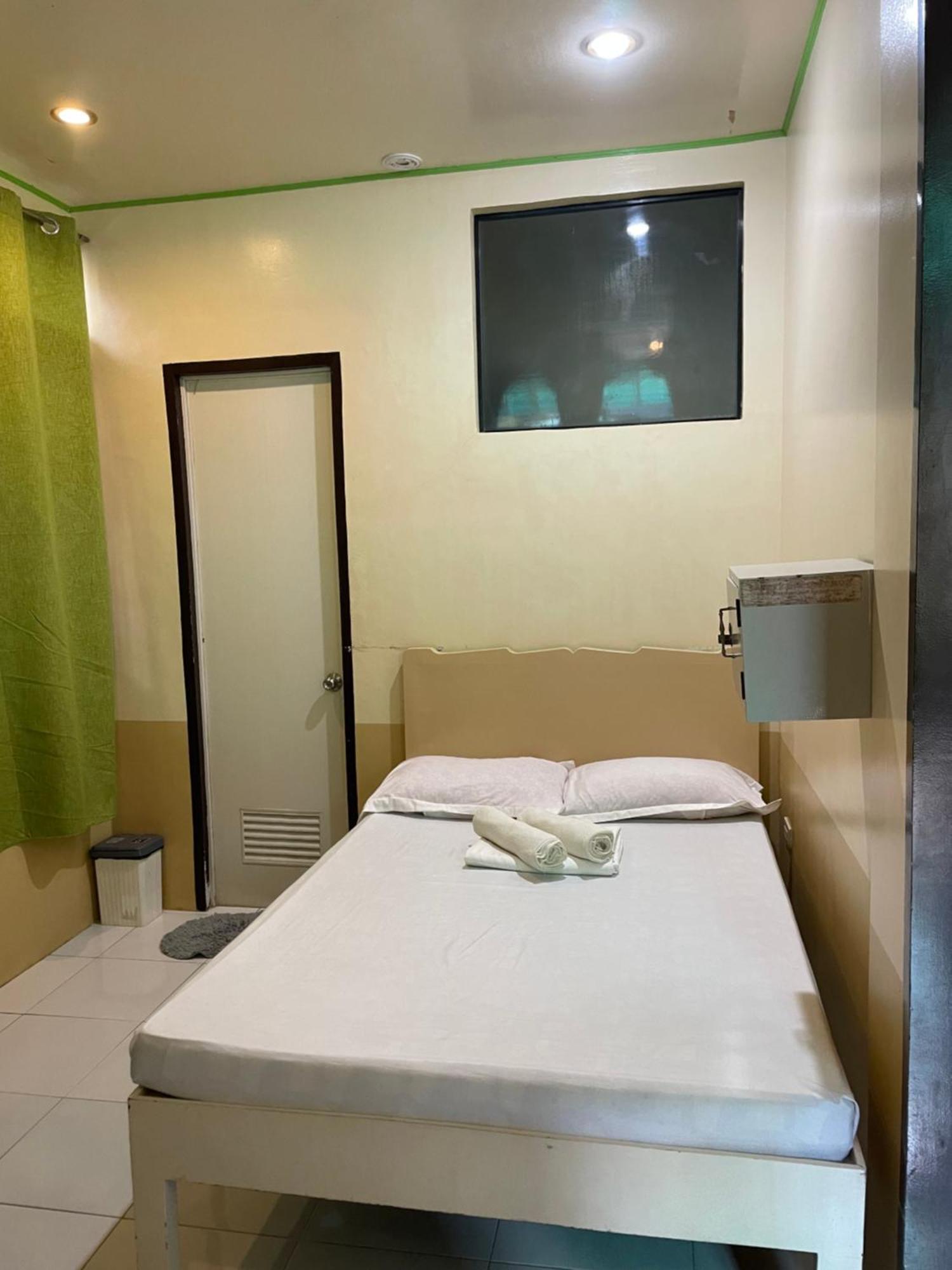 Austrias Guest House เอลนิโด ภายนอก รูปภาพ